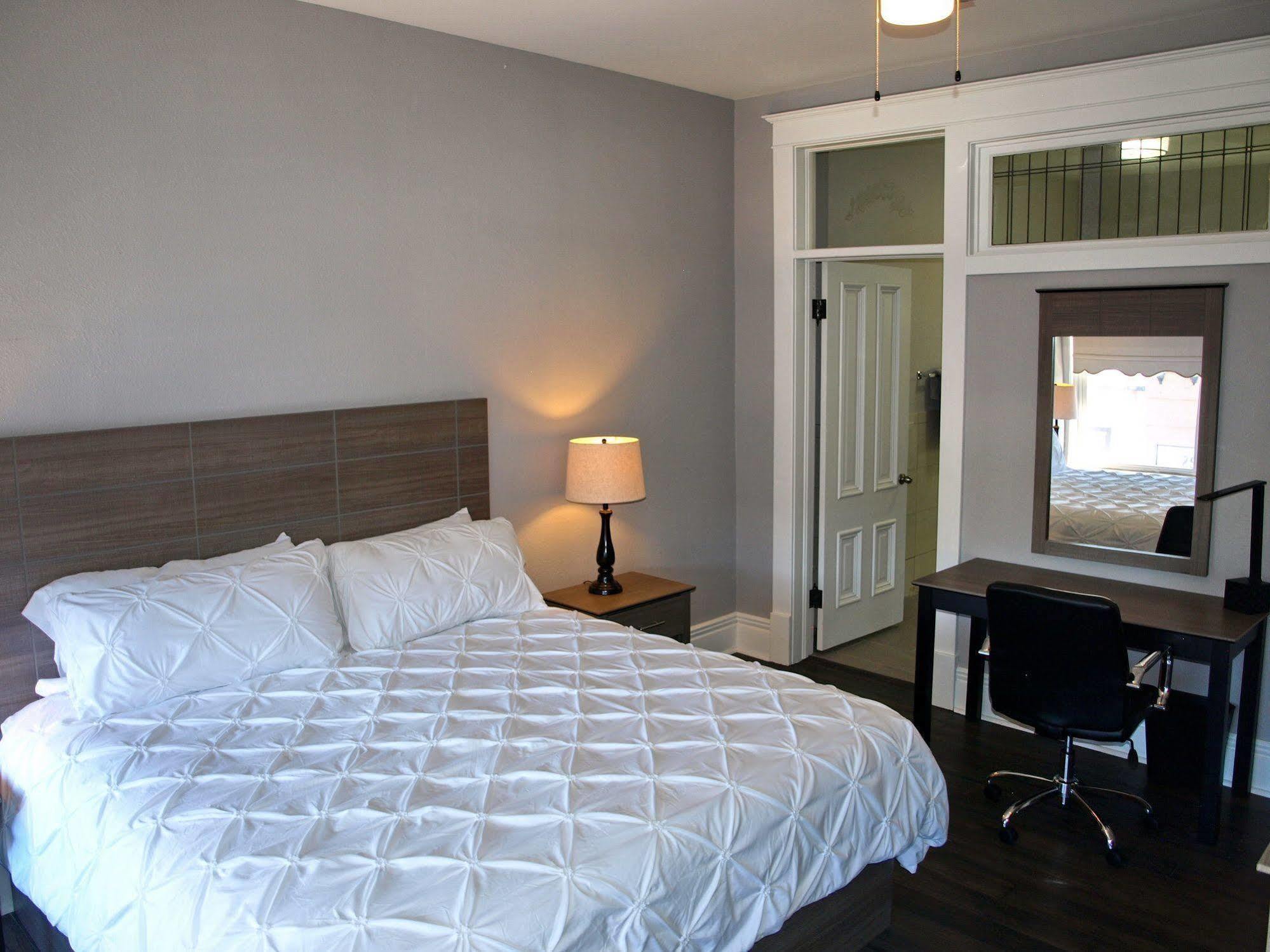 Cornerstone Inn Вашингтон Екстер'єр фото